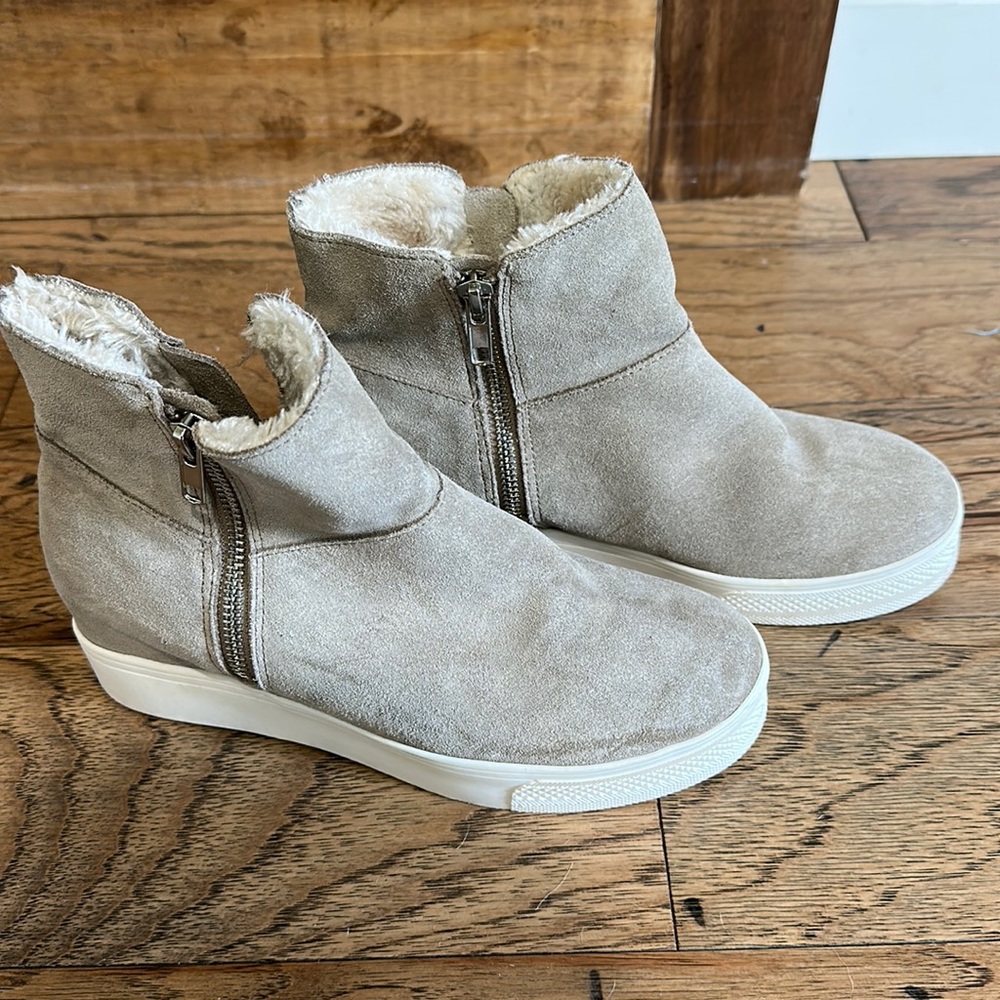 Steve Madden Wedge Booties size 7